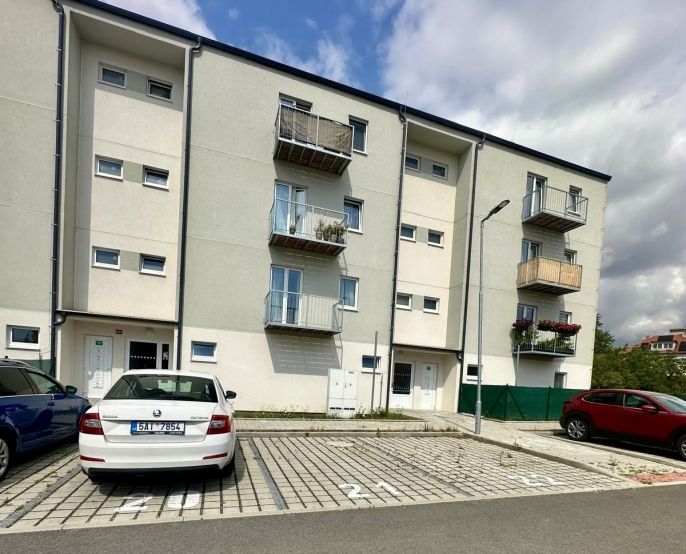 Pronájem, Byt 2+kk, Slaný