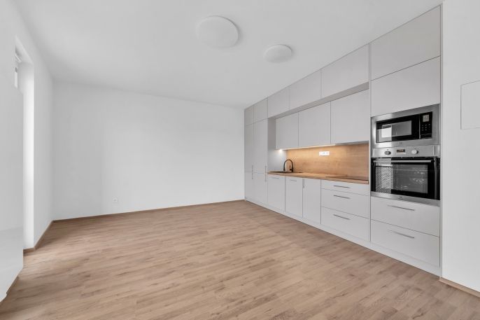 Pronájem, Byt 1+kk, Pardubice