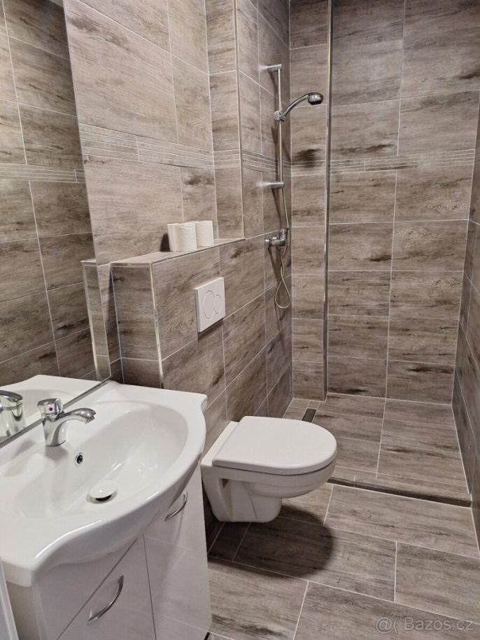 Pronájem, Byt 1+kk, Tanvald