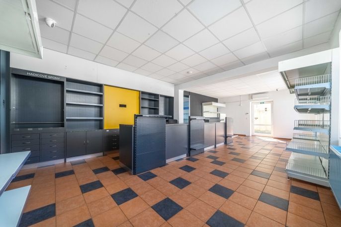 Pronájem, Obchod a služby, Králův Dvůr