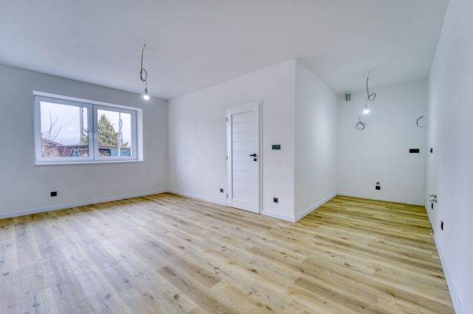 Prodej, Byt 2+kk, Tlučná