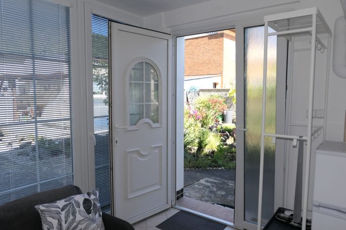 Pronájem, Byt 1+kk, Loděnice