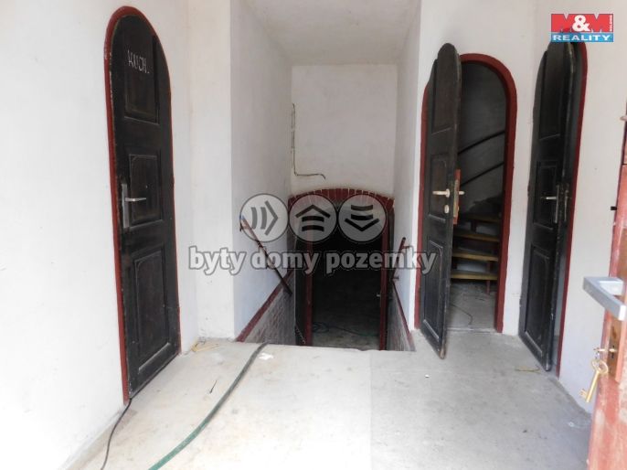 Prodej, Vinný sklep, Moravany