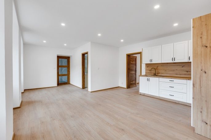 Prodej, Byt 3+kk, Lochovice