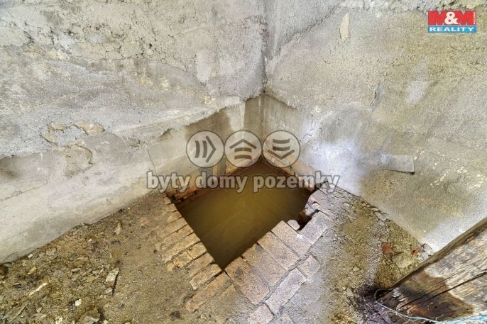 Prodej, Zemědělský objekt, Křižovatka