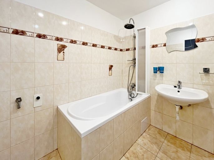 Pronájem, Byt 2+1, Děčín