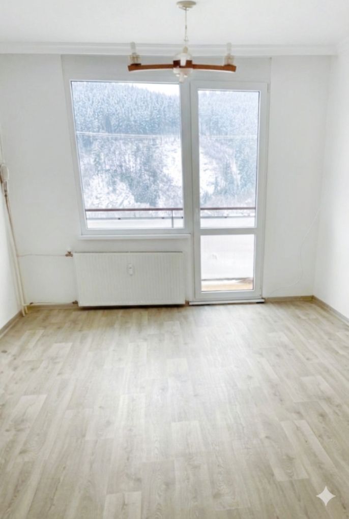 Pronájem, Byt 2+1, Poniklá