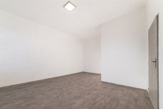 Pronájem, Byt 1+1, Sokolov