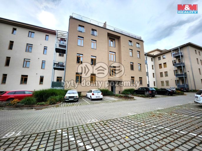 Prodej, Byt 2+kk, Slaný