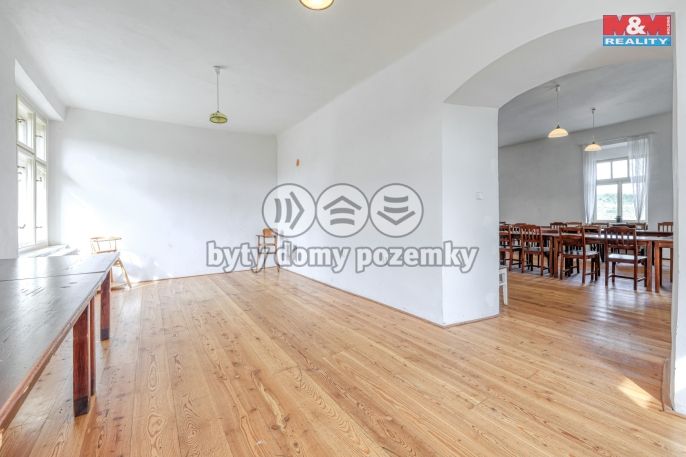 Prodej, Obchod a služby, Nalžovice