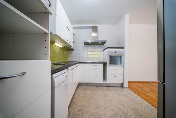 Prodej, Byt 1+kk, Praha