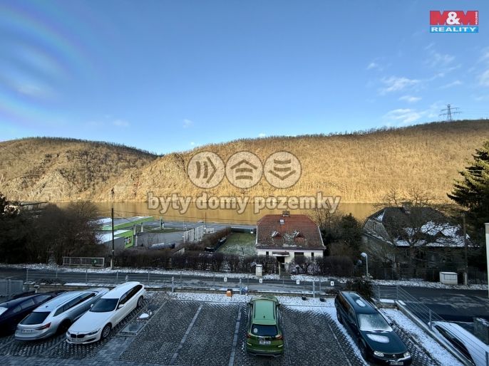 Pronájem, Byt 4+kk, Měchenice