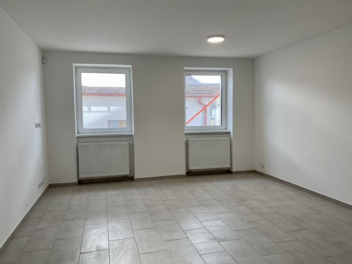 Pronájem, Byt 1+kk, Louny