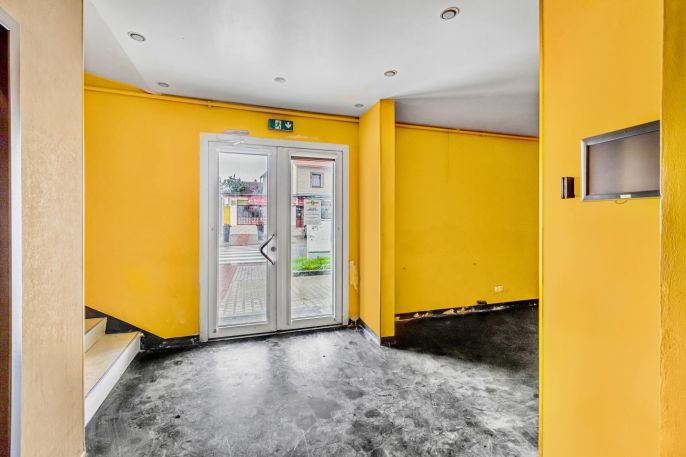 Pronájem, Obchod a služby, Jesenice