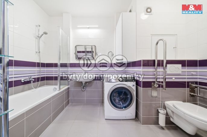 Prodej, Byt 2+kk, Pardubice