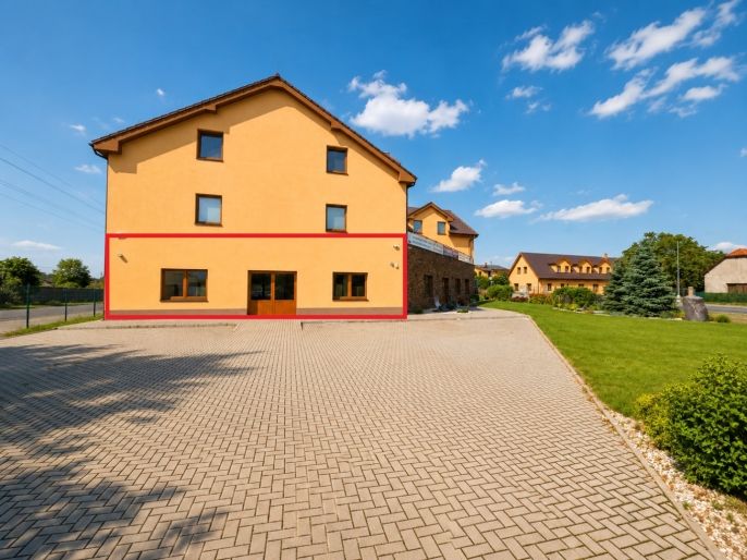 Pronájem, Obchodní objekt, Rostoklaty