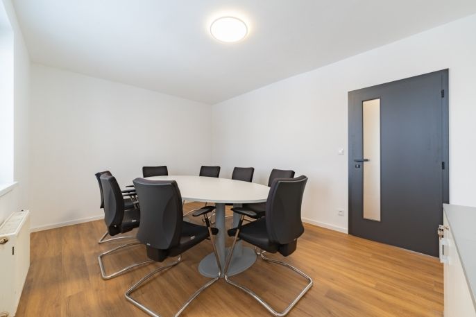 Pronájem, Kancelářský prostor, Cheb