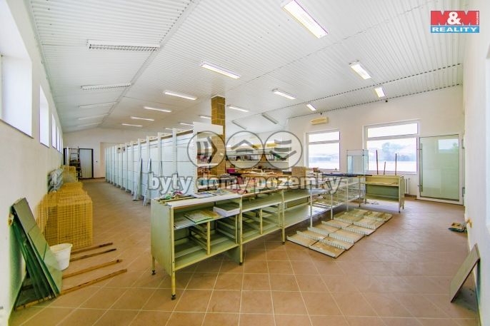 Prodej, Obchod a služby, Město Touškov