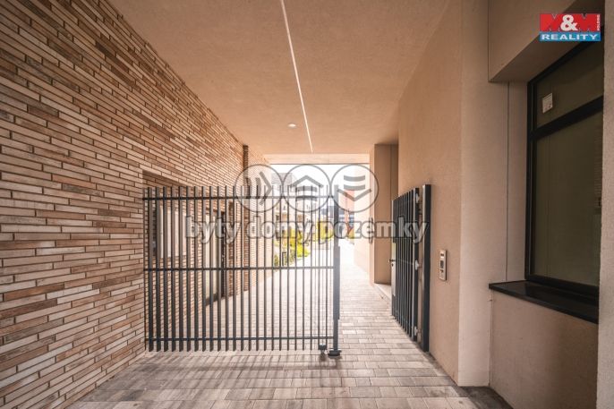 Pronájem, Byt 1+kk, Praha