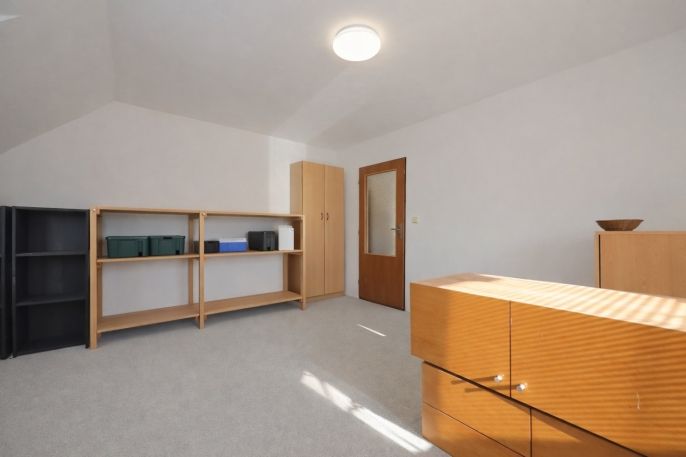 Prodej, Rodinný dům, Stáj