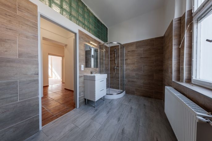 Pronájem, Byt 3+1, Cheb