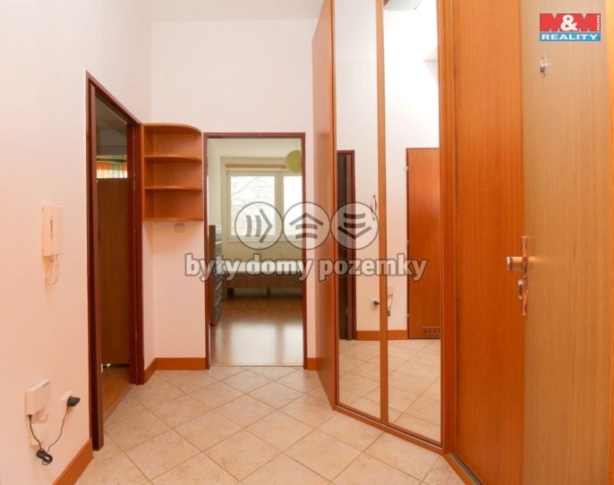 Pronájem, Byt 2+kk, Hradec Králové