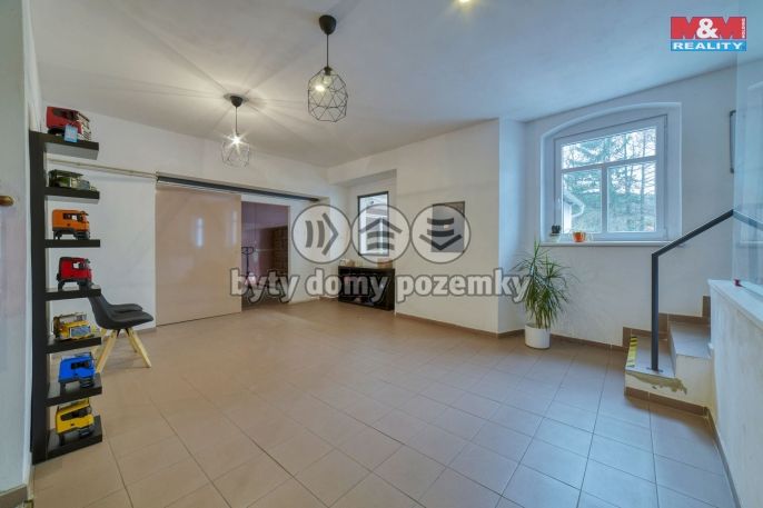 Prodej, Výrobní objekt, Stráž