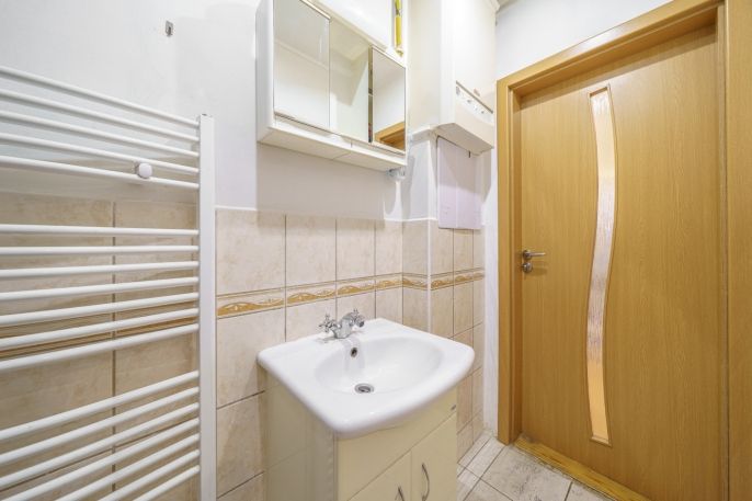 Prodej, Byt 2+1, Karlovy Vary