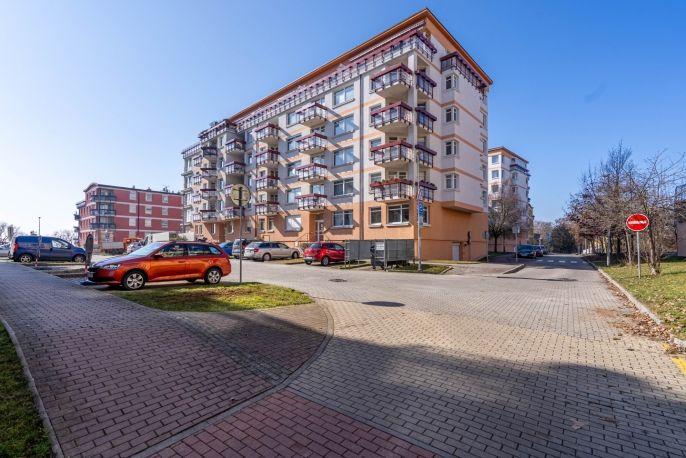 Prodej, Byt 1+kk, Praha