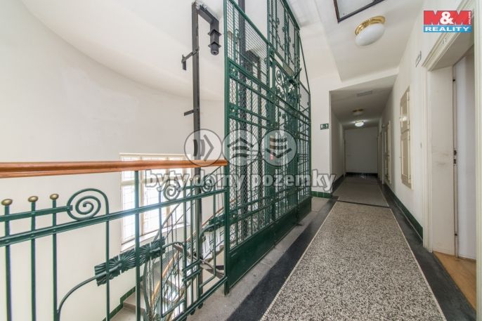 Pronájem, Byt 1+kk, Praha