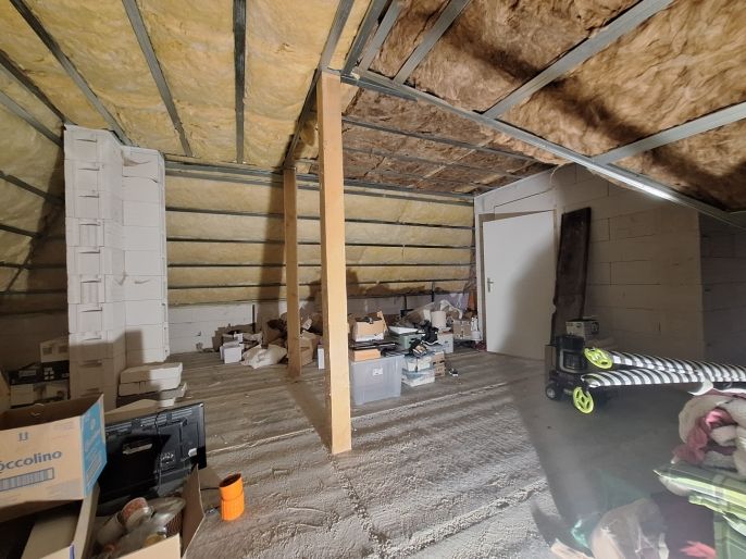 Prodej, Rodinný dům, Pohledy