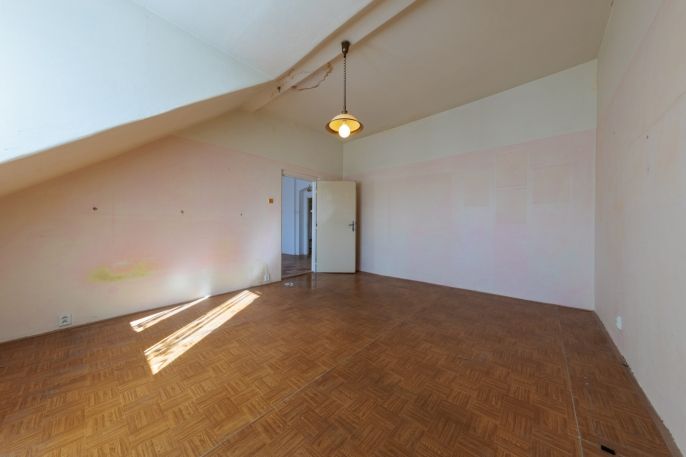 Prodej, Byt 4+1, Karlovy Vary