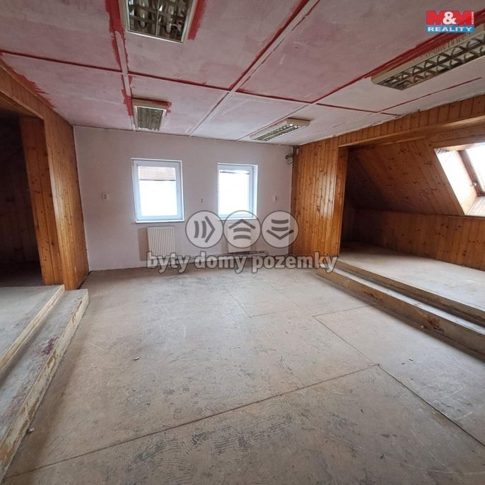 Prodej, Obchod a služby, Břidličná