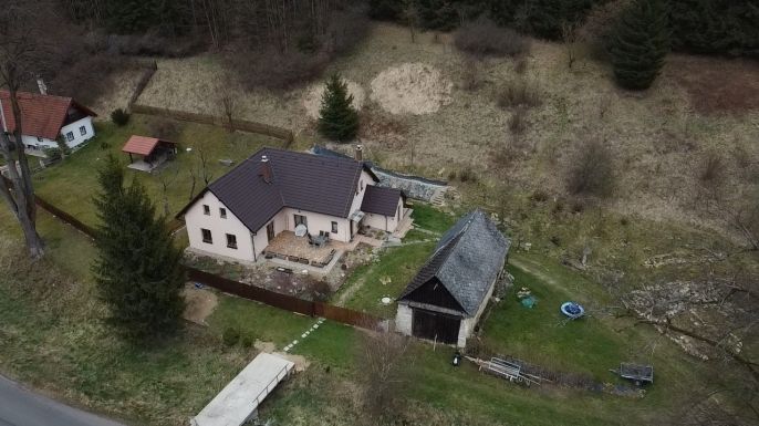 Prodej, Rodinný dům, Pohledy