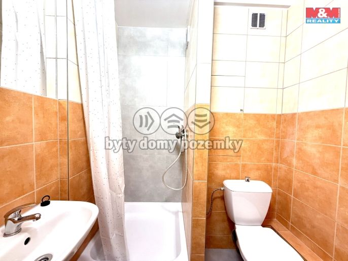 Pronájem, Byt 1+kk, Náchod