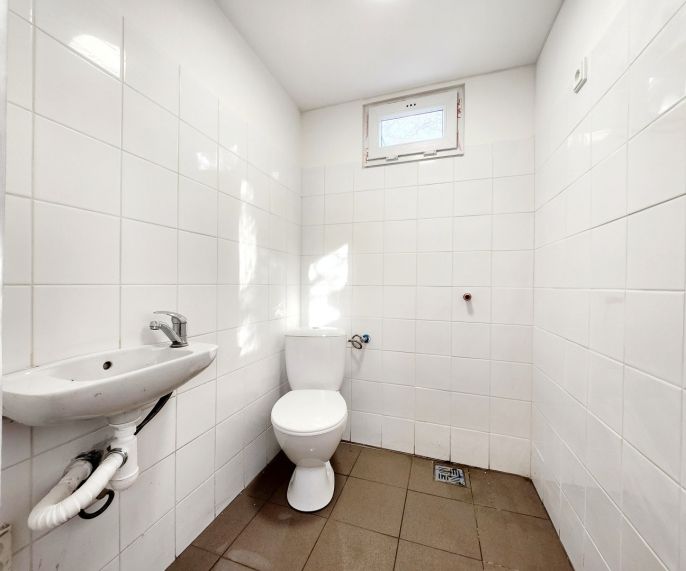 Pronájem, Obchod a služby, Praha