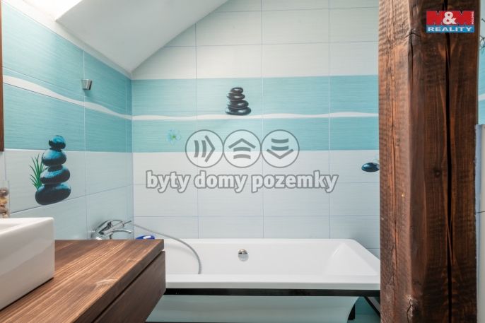 Prodej, Rodinný dům, Hajany