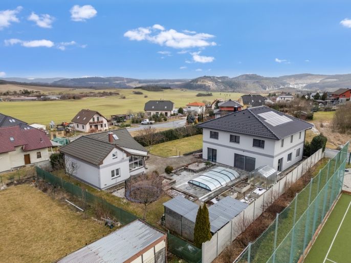 Prodej, Rodinný dům, Tmaň