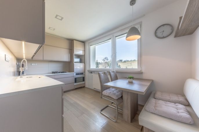 Pronájem, Byt 3+1, Lomnice nad Popelkou