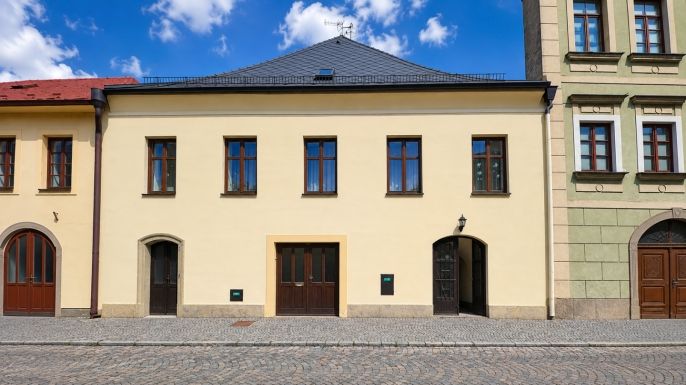 Pronájem, Obchod a služby, Litomyšl
