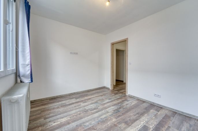 Pronájem, Byt 4+1, Lesná