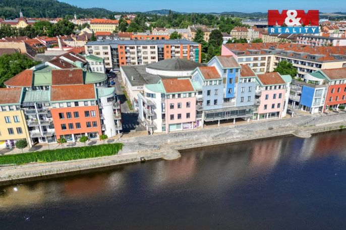 Pronájem, Obchod a služby, Písek