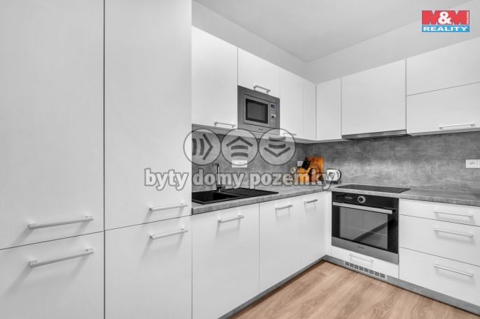 Prodej, Byt 3+kk, Pardubice