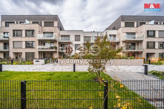 Pronájem, Byt 1+kk, Praha