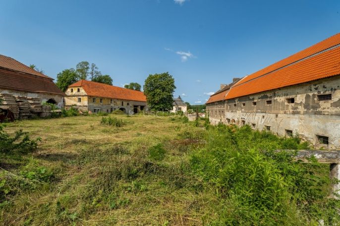 Prodej, Komerční pozemky, Zvoleněves