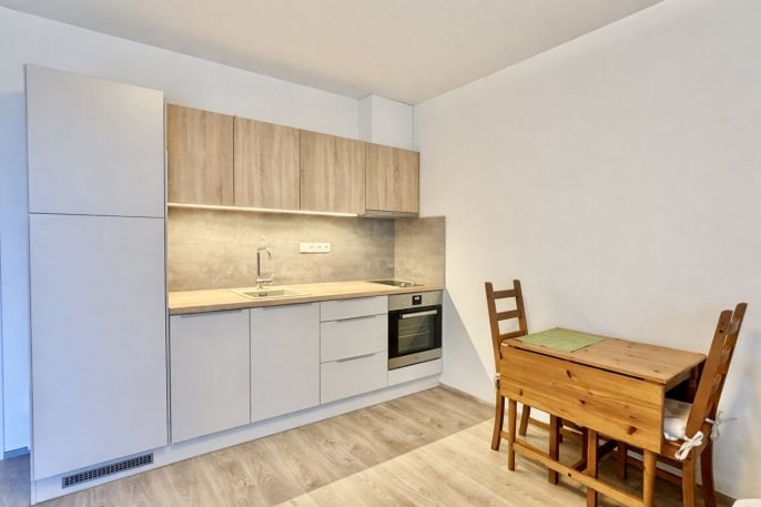 Pronájem, Byt 1+kk, Kladno