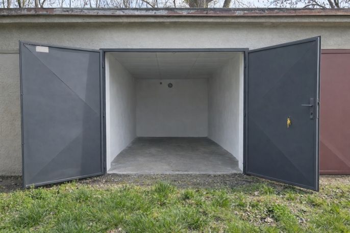 Prodej, Garáž, Pardubice