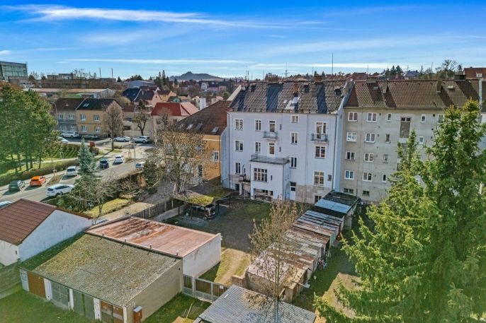 Prodej, Obchod a služby, Louny