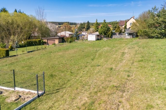 Prodej, Pole, Mrtník