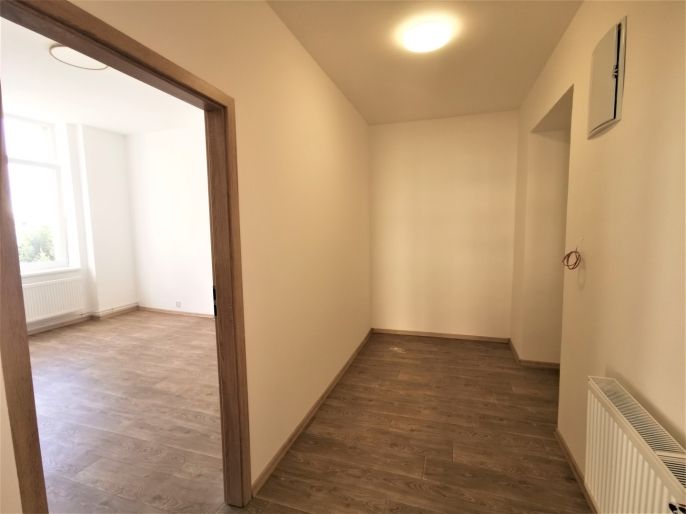 Pronájem, Byt 2+1, Lomnice nad Popelkou